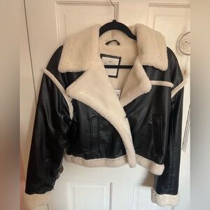 Hollister Sherpa Lined Leather Biker Jacket Cropped